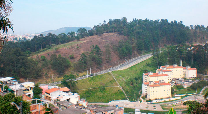 Vista da área em 2013, a partir do Jardim Damasceno.