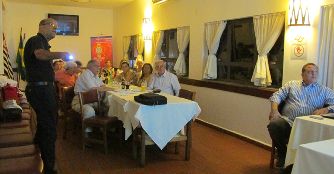 Reunião do Rotary Mandaqui no restaurante Arcos da Cantareira.